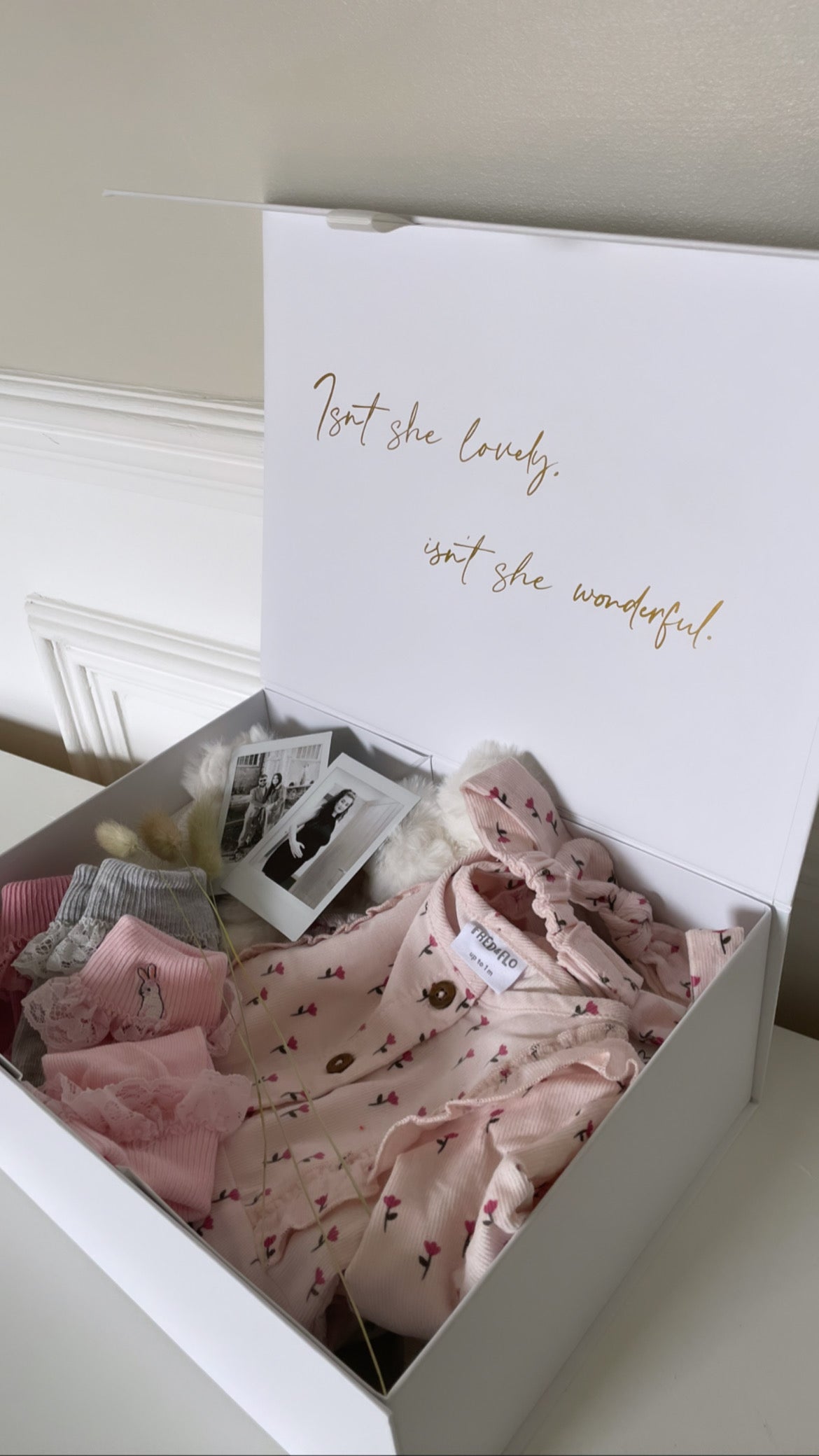 White Magnetic Personalised Gift Boxes