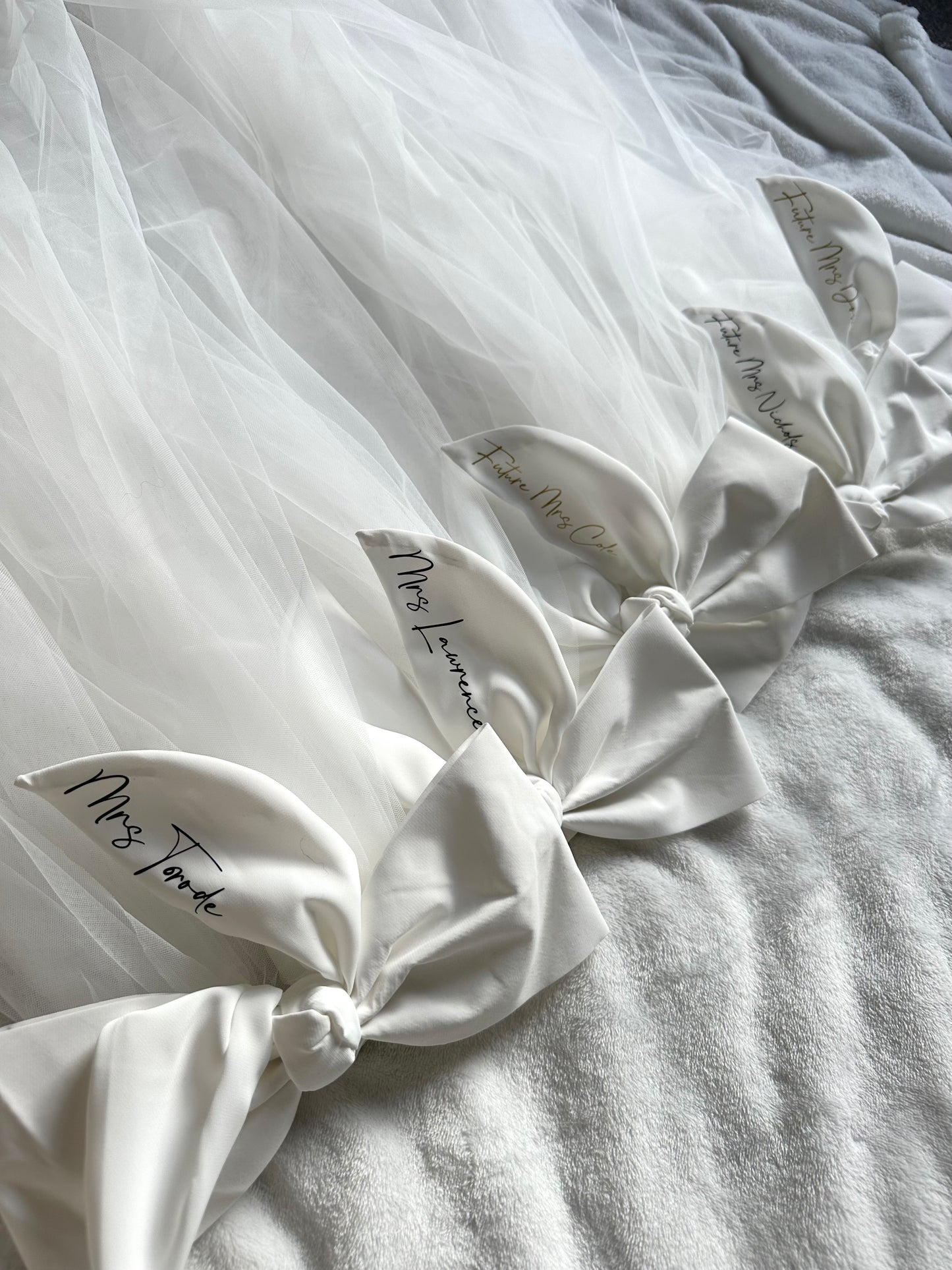 Personalised White Bow Veil