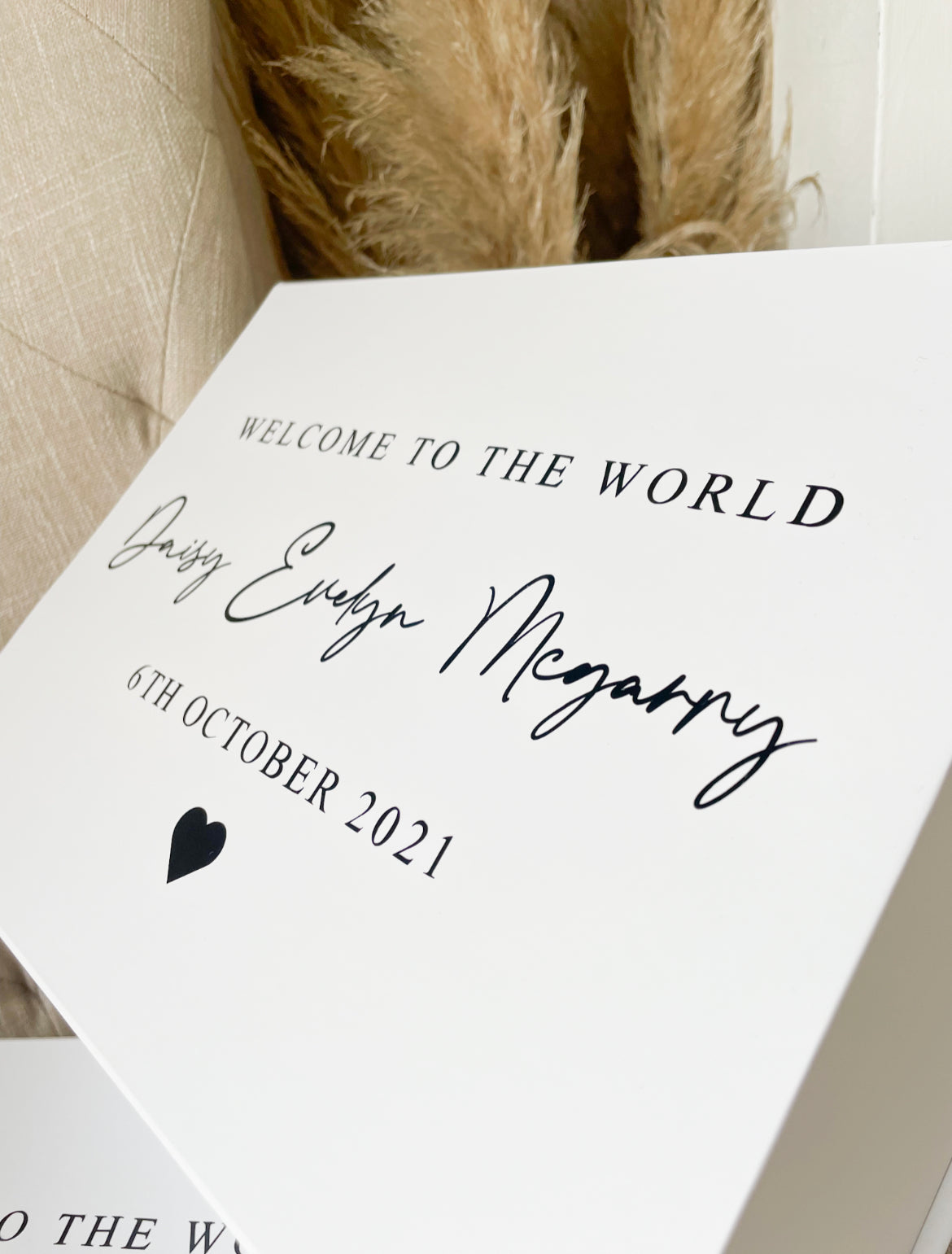 “Welcome To The World” Personalised Gift Box