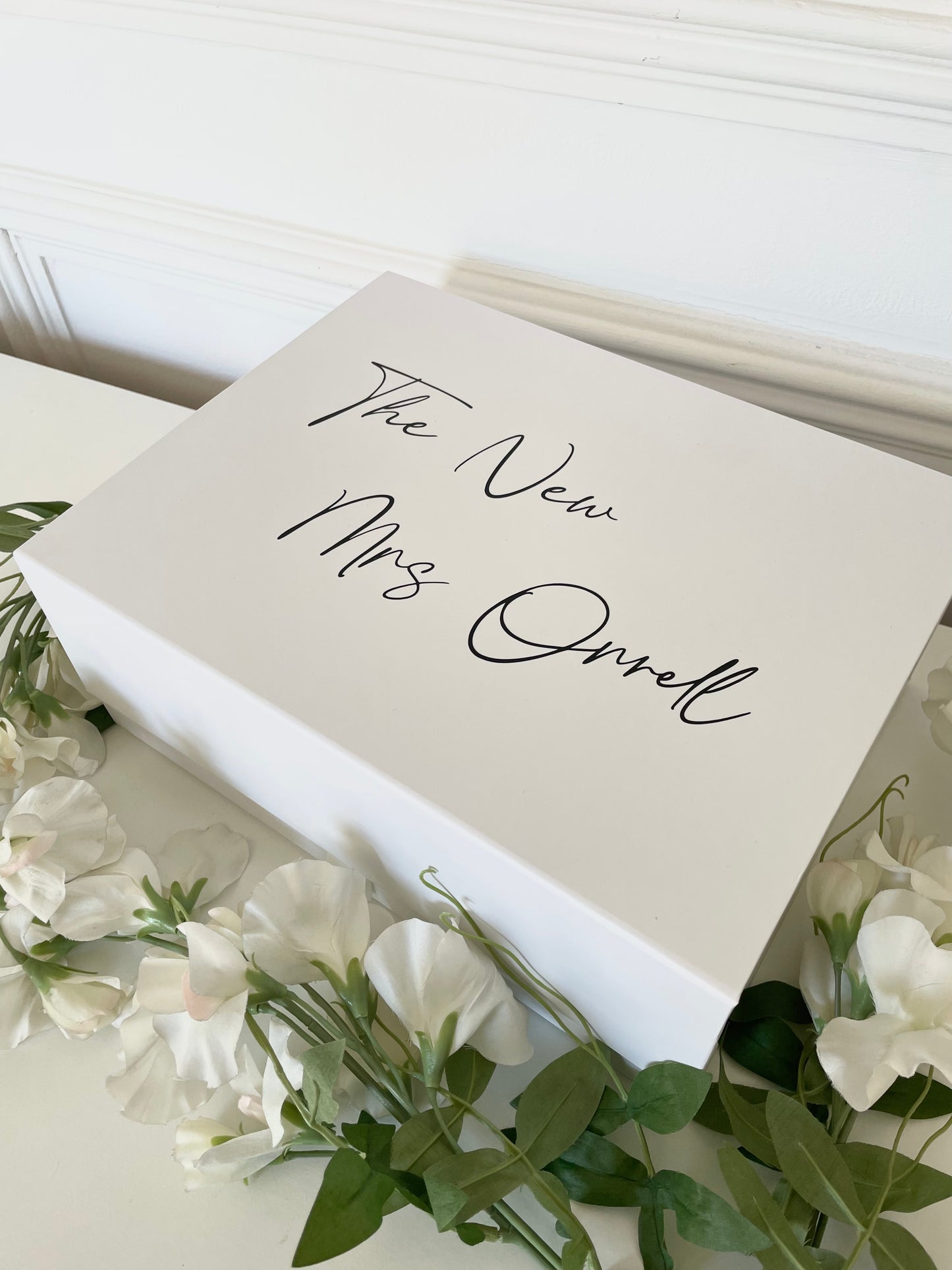 White Magnetic Personalised Gift Boxes